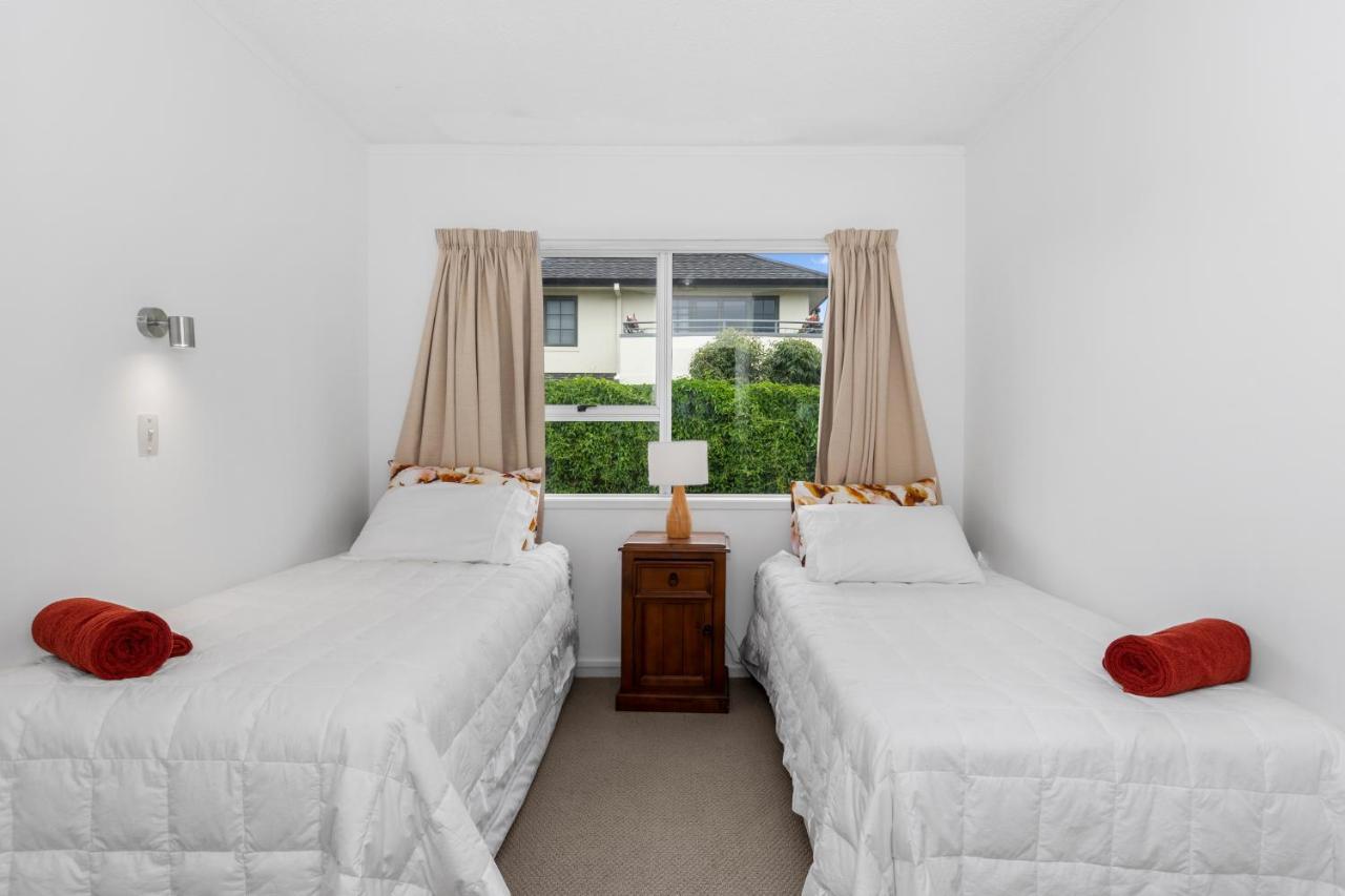 Styley On Briarley Unit 4 Villa Tauranga Exterior photo